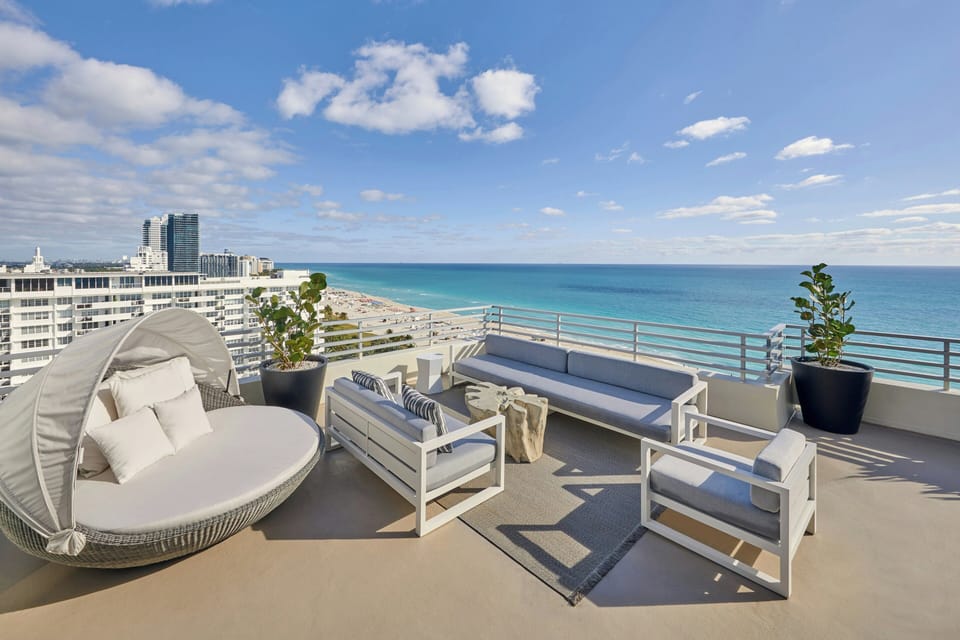 Presidential Suite, Balcony | 1 bedroom, premium bedding, down comforters, minibar