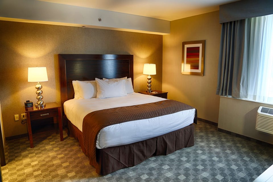In-room safe, iron/ironing board, free cribs/infant beds
