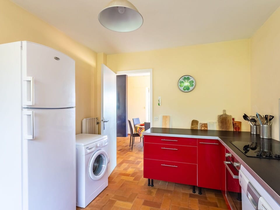Laundry Room, Cabinetry, Property, Clothes Dryer, Furniture, Building, Washing Machine, Wood, Interior Design, Home Appliance