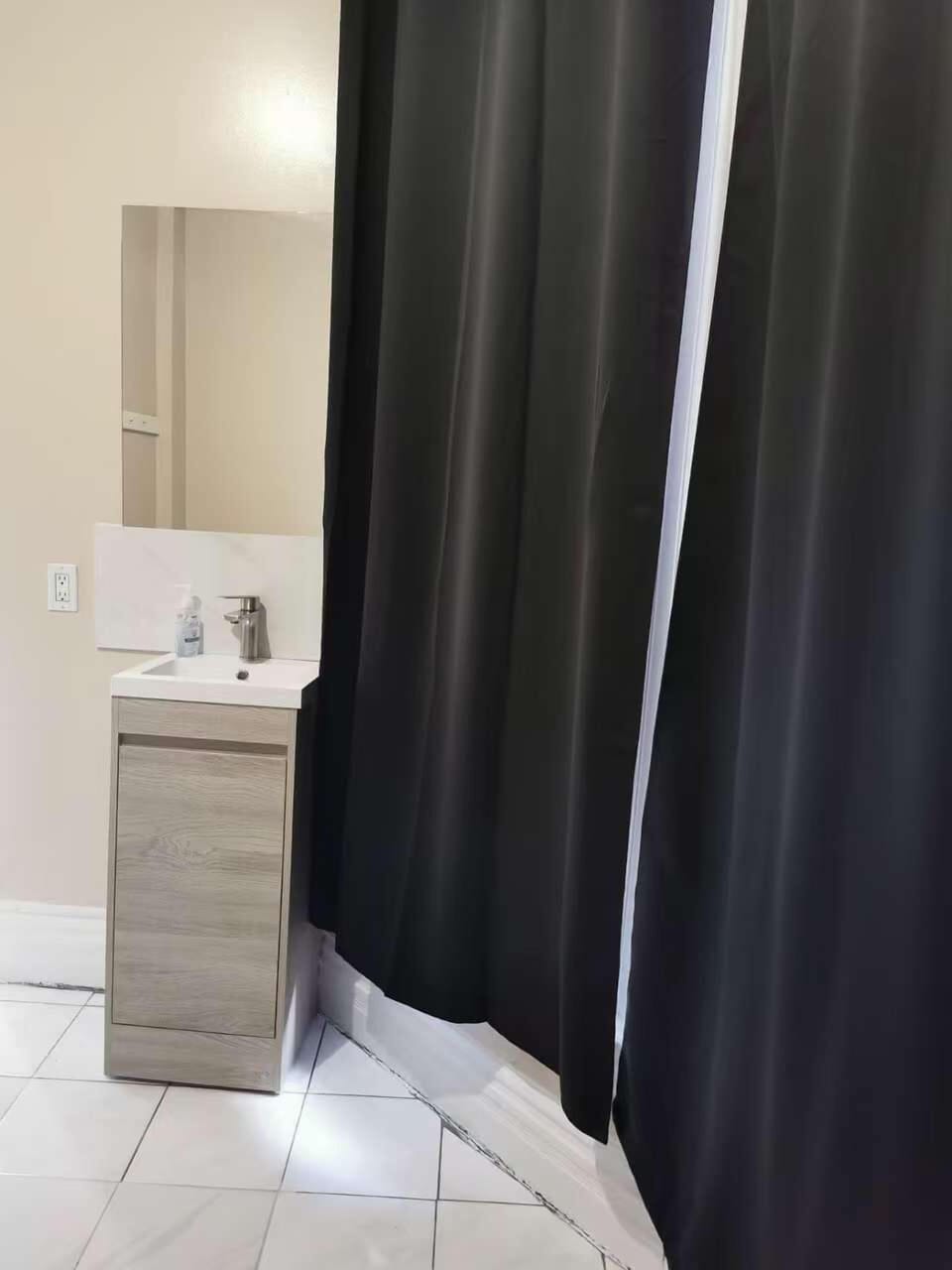 Double Private, 1 Double Bed, Private  Bathroom | Free WiFi