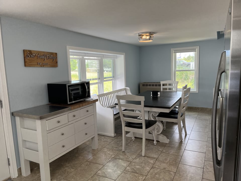Dining Room area (1st Floor)