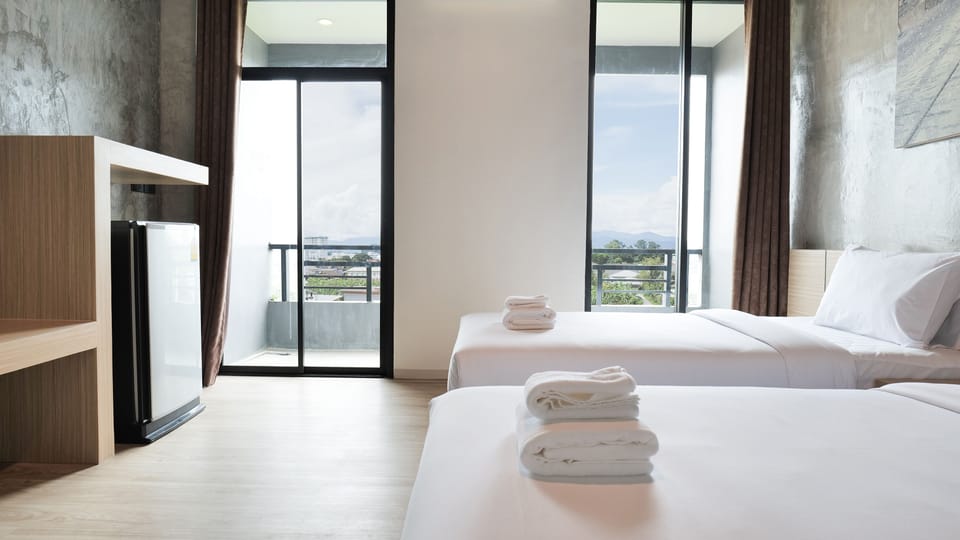 Deluxe Room | Free WiFi, bed sheets