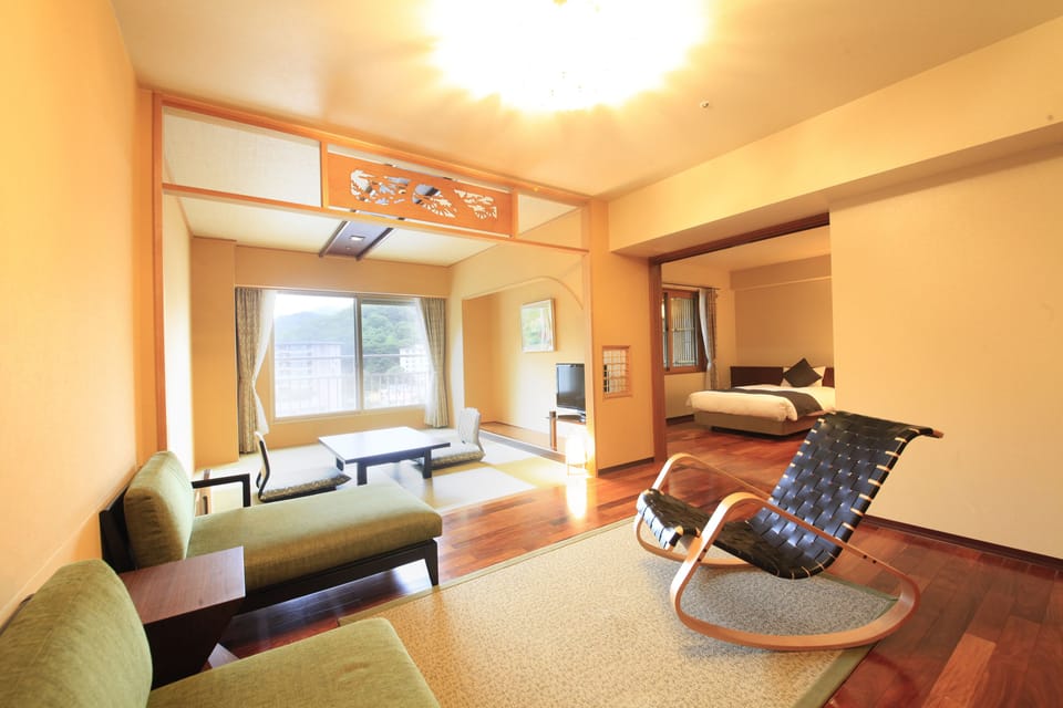 Japanese Style Room with Outlook Bath, Smoking (No Single Use) | Premium bedding, in-room safe, desk, free WiFi