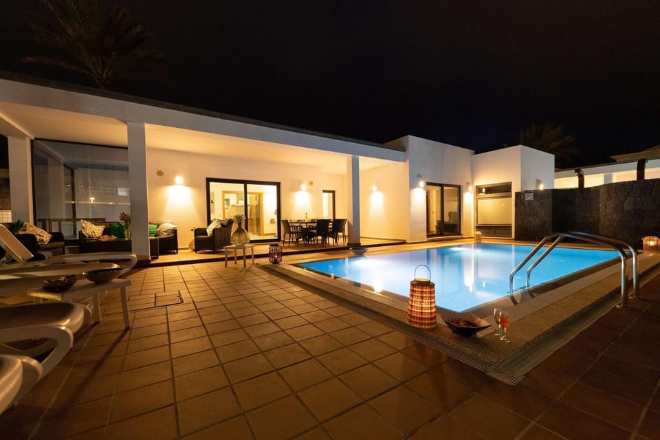 Holiday Home Swimming Pool