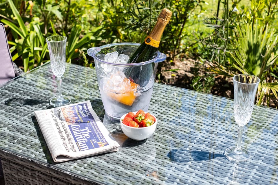 Cottage | Food and drink