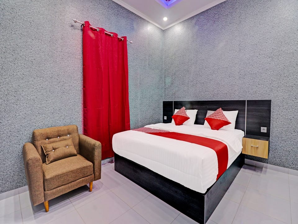 Deluxe Studio | Desk, WiFi (free), bed sheets
