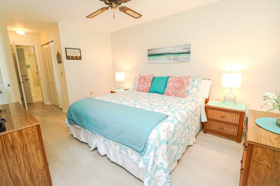 St. Augustine Beach Rentals Master Bedroom