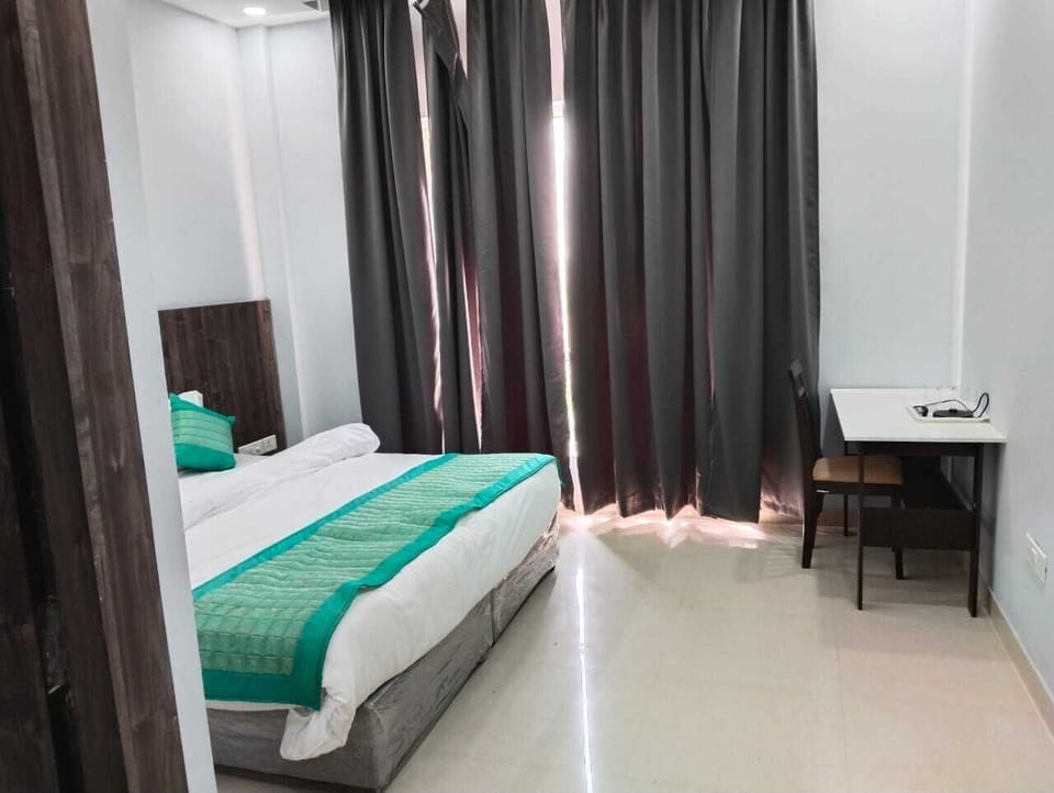 Executive Room | Free WiFi