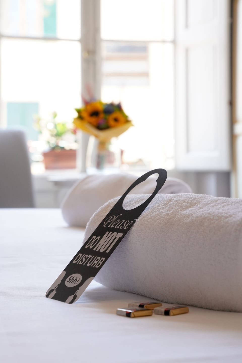 Triple Room | Hypo-allergenic bedding available, minibar, in-room safe, desk