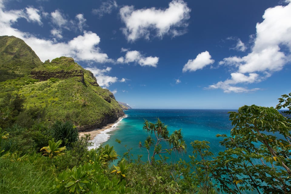 Take a Day Trip to the Beautiful North Shore, Ka Media Photo