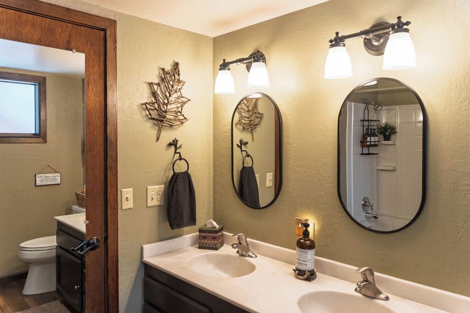 Double vanity