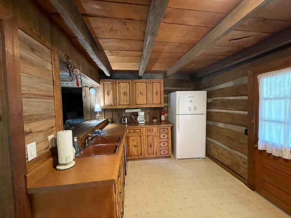 Kitchen - Large open Kitchen