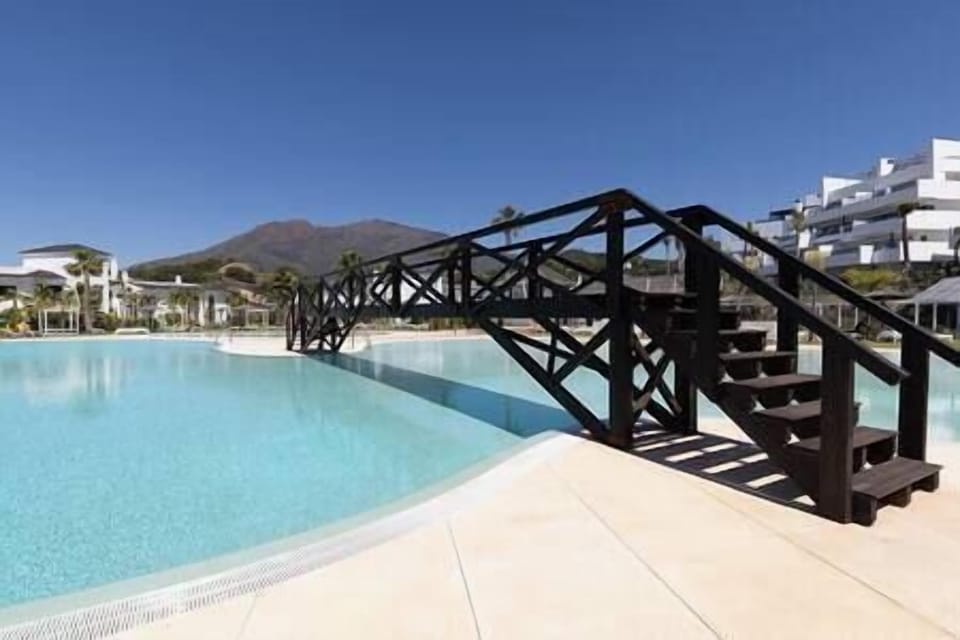 0fd2413c 16c9 4b68 b032 b01417e75ba7