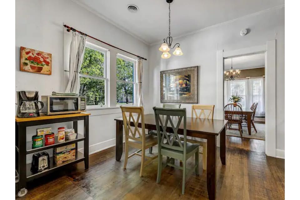 Breakfast table & coffee bar
