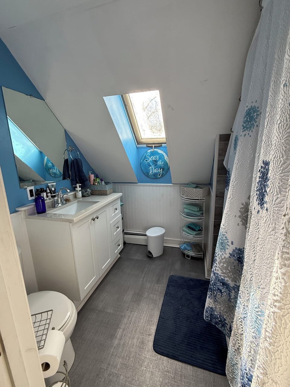 Upstairs bathroom