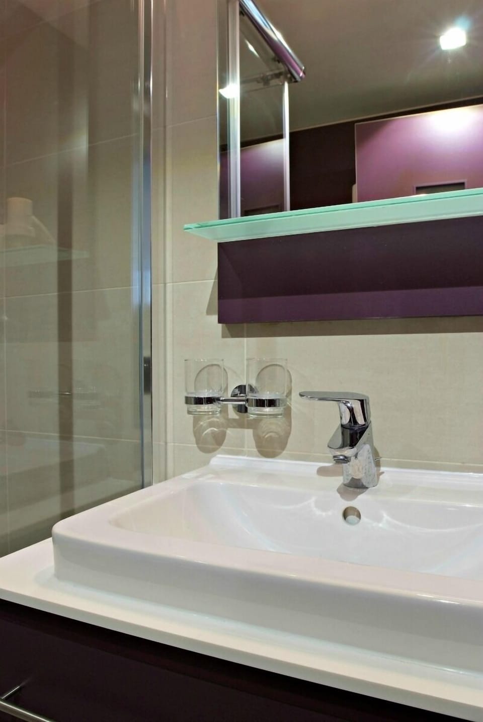Standard Double Room, 1 Bedroom | Bathroom | Shower, free toiletries, hair dryer, towels
