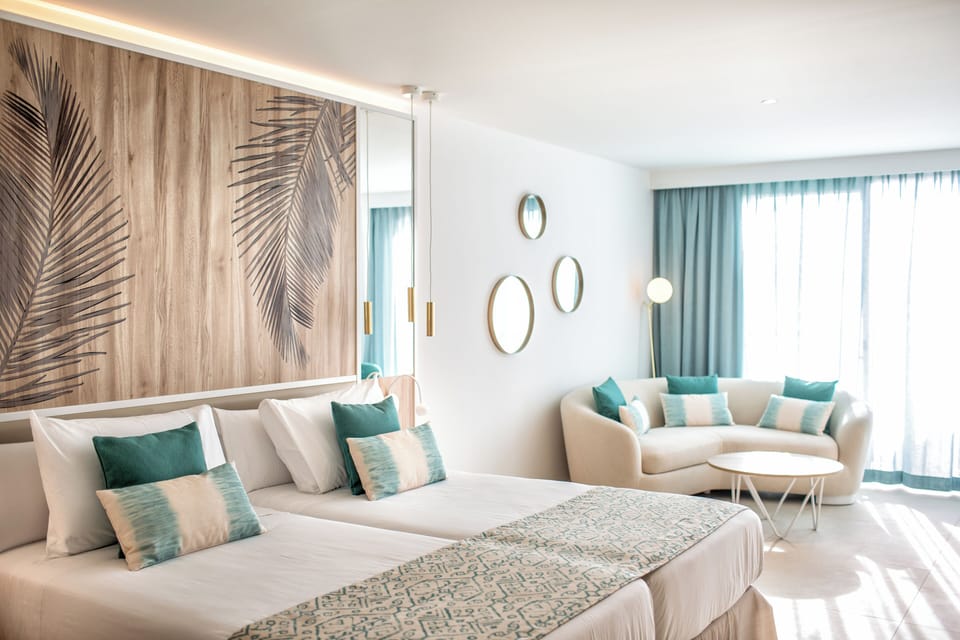 Premium bedding, minibar, in-room safe, blackout drapes