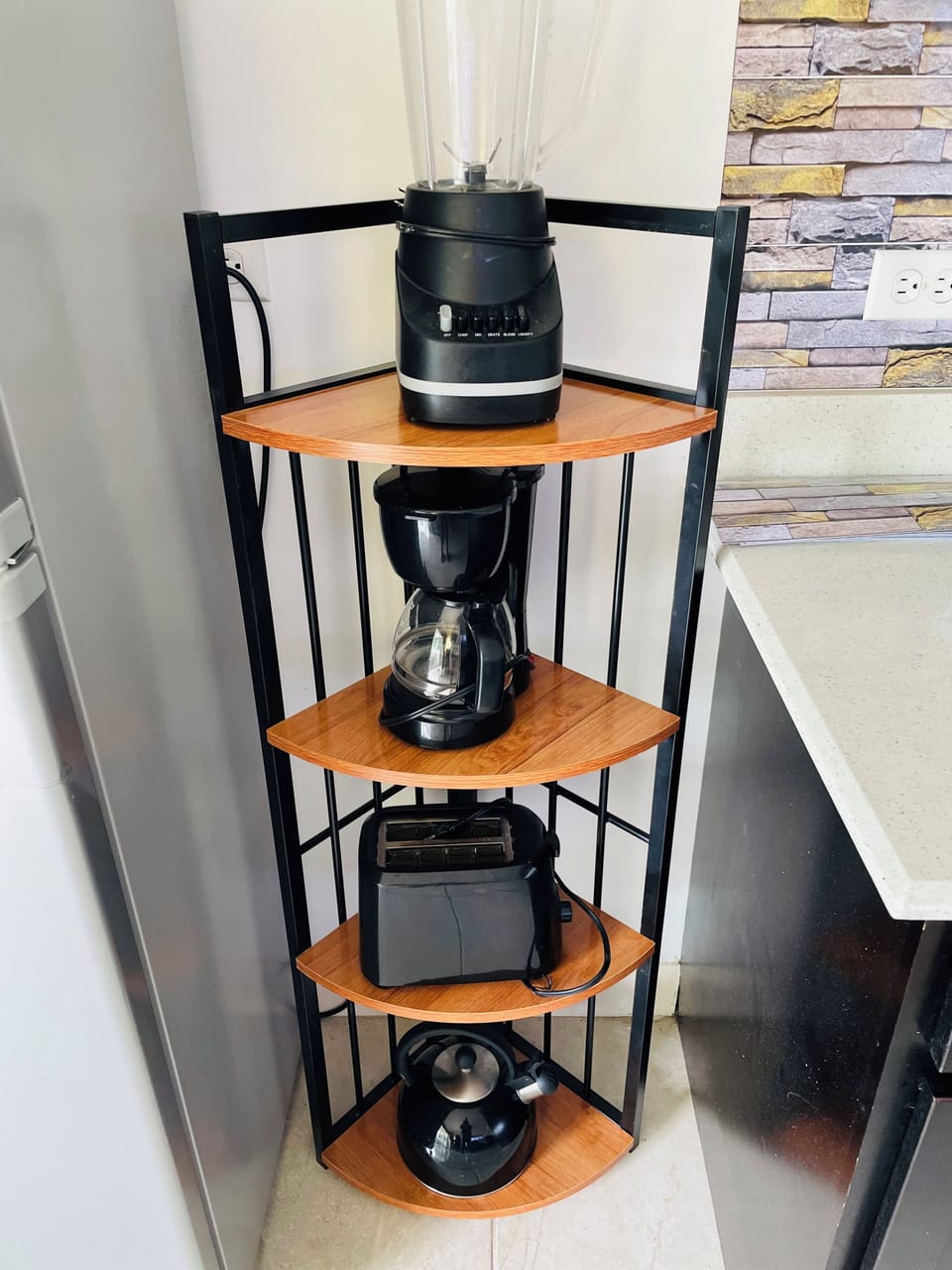 Coffee maker, blender, kettle, toaster