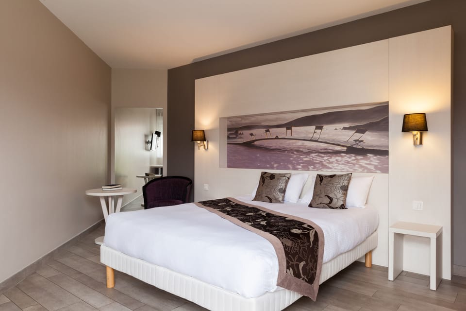 Superior Double Room | Desk, laptop workspace, soundproofing, free WiFi