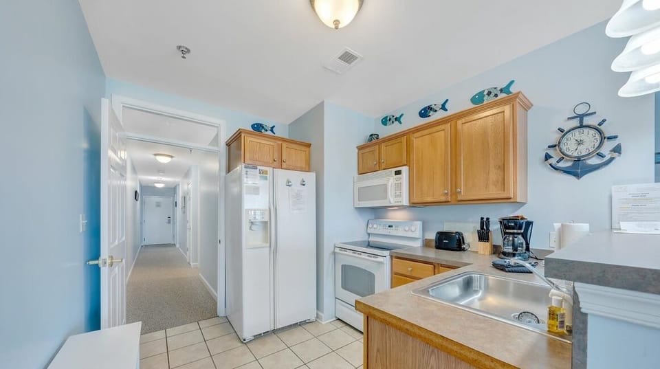 Kitchen (2)