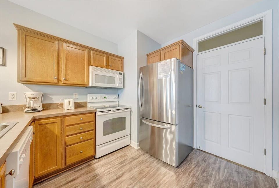 Kitchen (1)