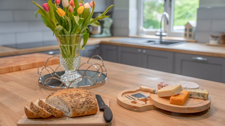Kitchen, Orchard Cottage, Bolthole Retreats