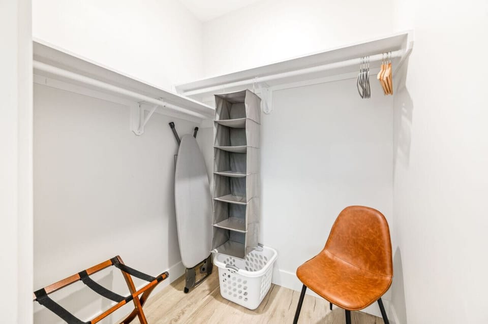 Master walk-in closet.