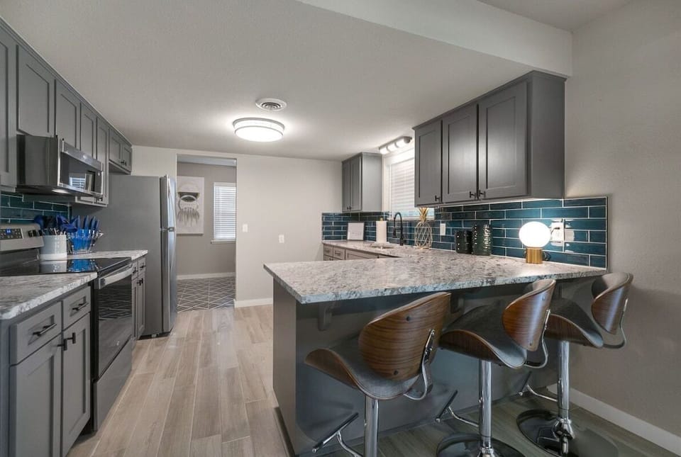 Fully stocked kitchen ready for group meals. 