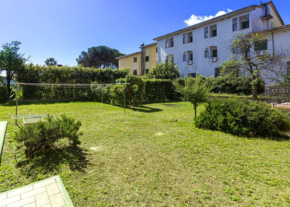 Shared garden-Liliana-Elba Island