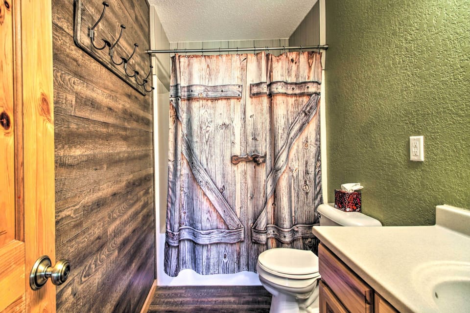 Full Bathroom | Hair Dryer