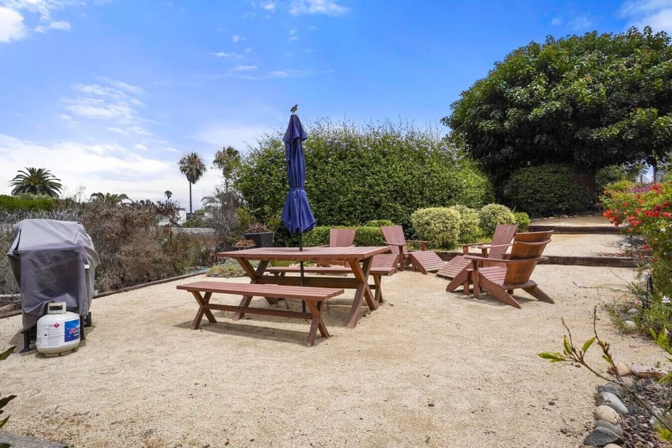 Gather outdoors with plenty of seating for relaxing, dining, or enjoying the San Diego sunshine.