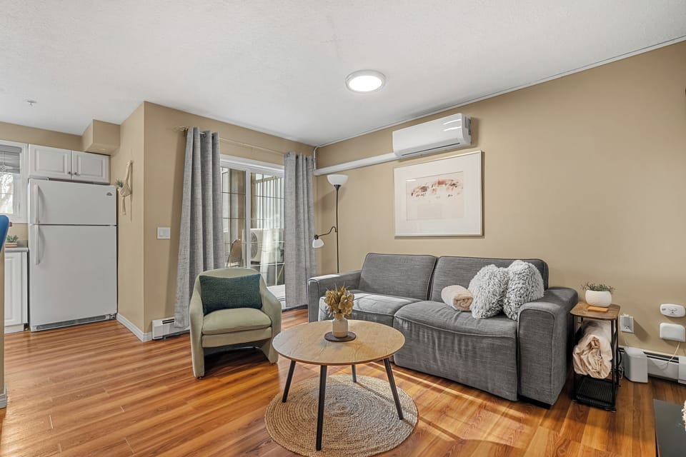 Enjoy the living room with air conditioning for your comfort.