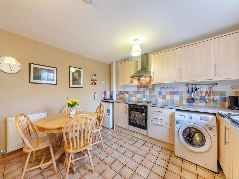 Large, well-equipped kitchen and dining area | Nelly&rsquo;s Cottage - Low Cornriggs Farm, Cowshill, near Alston