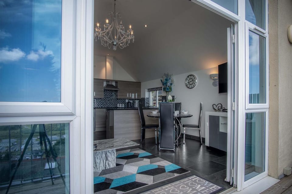 Nautilus - 2 Bedroom Apartment - Pendine (22288)