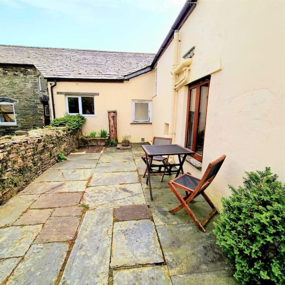 Patio with furniture