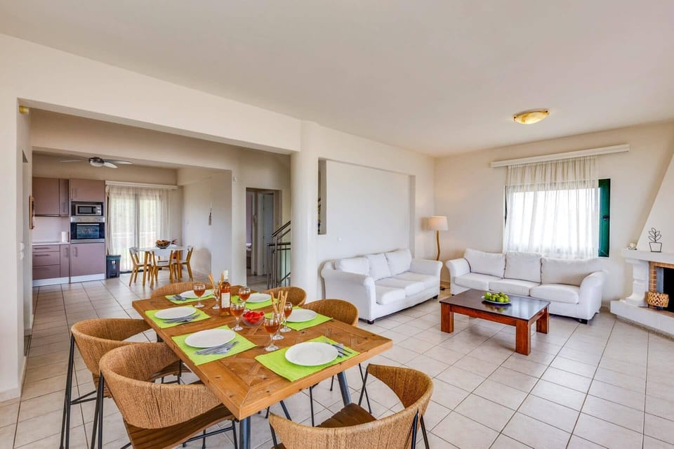 Villa Katerina Pente image