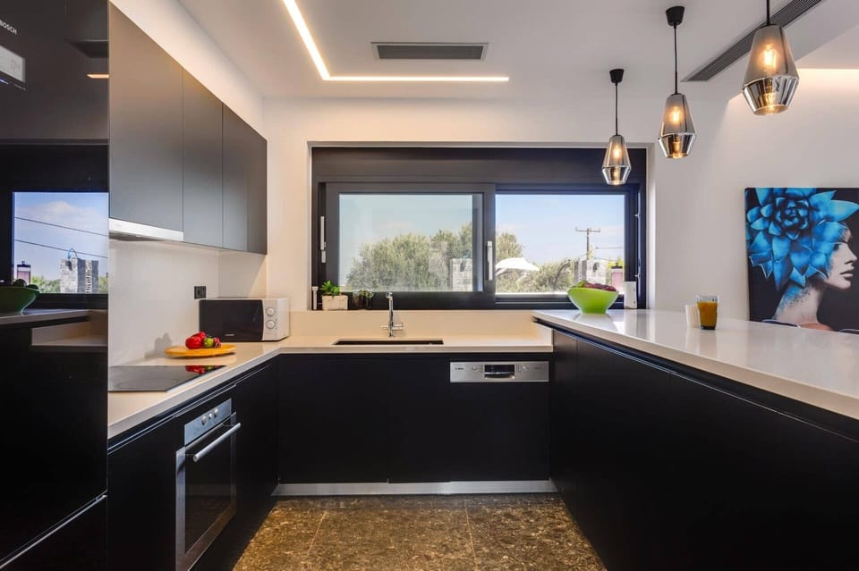 Villa Tropicana image