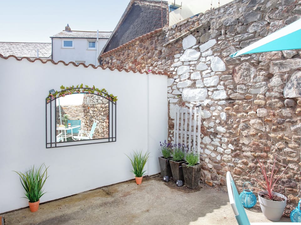 Outdoor area | Jubilee Cottage, Dawlish