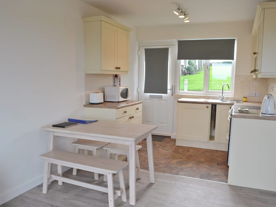 Open plan living/dining room/kitchen | Eider Cottage, Embleton