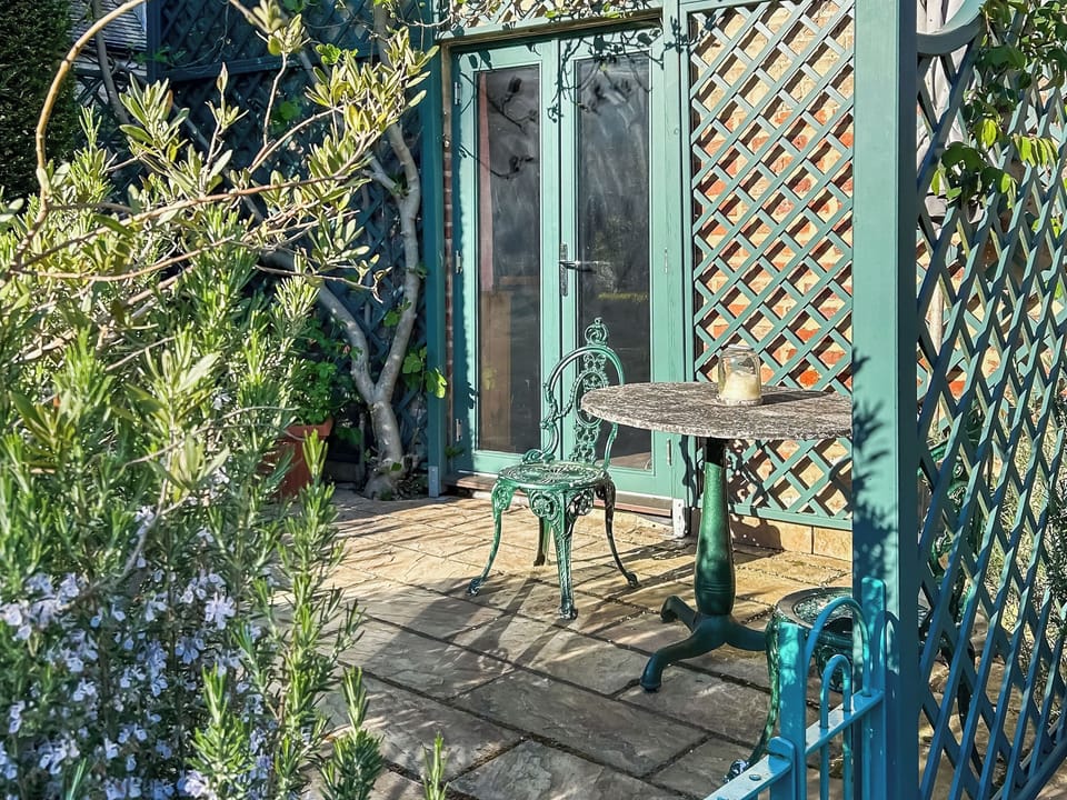 Exterior | The Potting Shed, Godmanchester