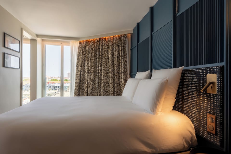 Premium bedding, Select Comfort beds, in-room safe, desk