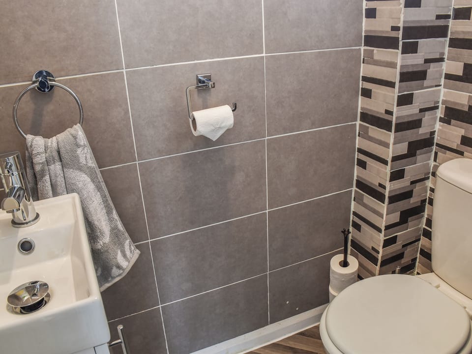 Shower room | Zebra House, Blaenavon
