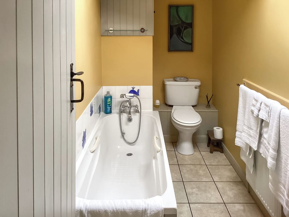 Bathroom | Stepping Gate Cottage, Scalby, nr. Scarborough