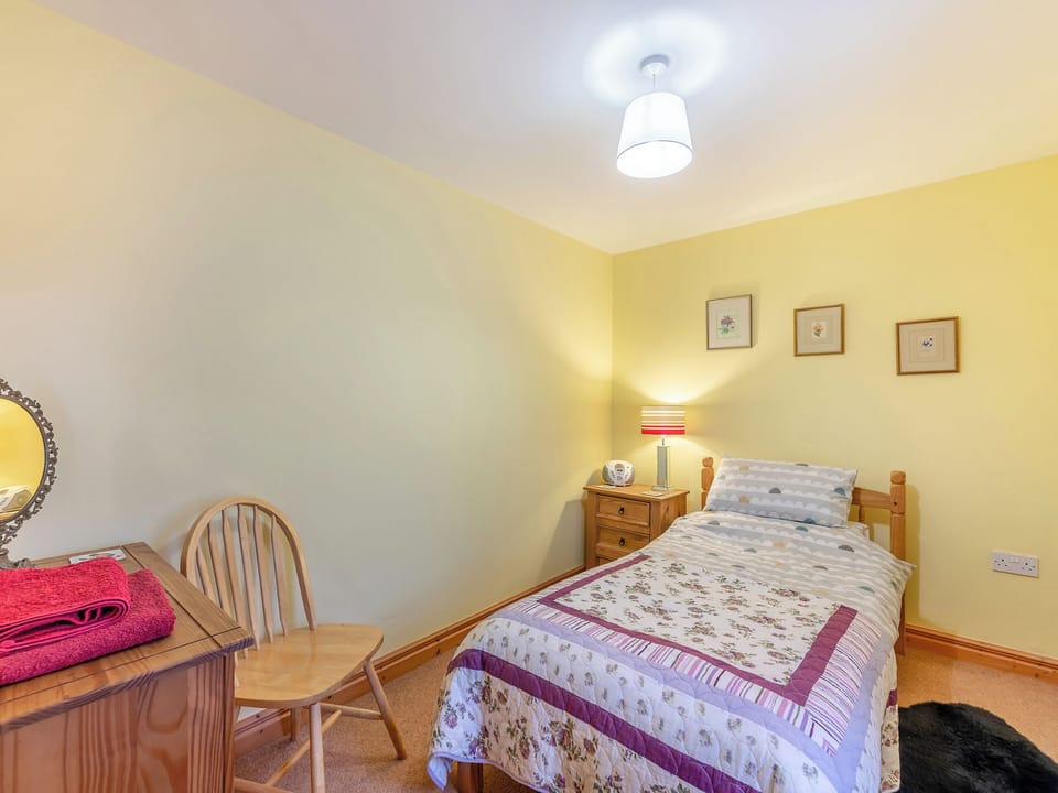 Single bedroom | Alice&rsquo;s Cottage - Low Cornriggs Farm, Cowshill, near Alston
