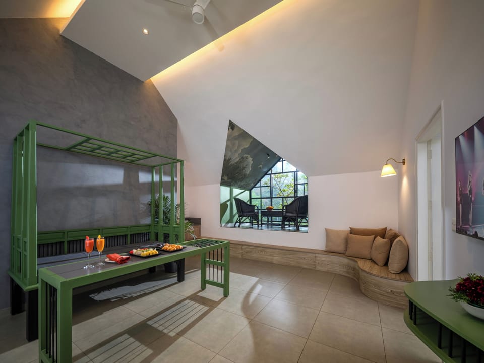 Riverside Grove Villa | Living area | Flat-screen TV
