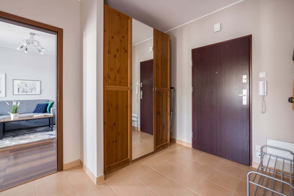 Entrance to the apartment.