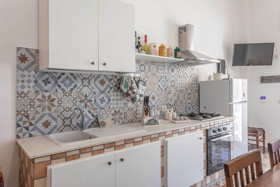 Basic Apartment | Private kitchen