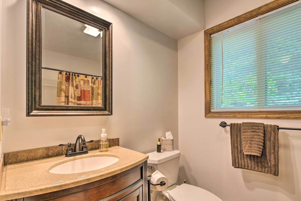 Full Bathroom