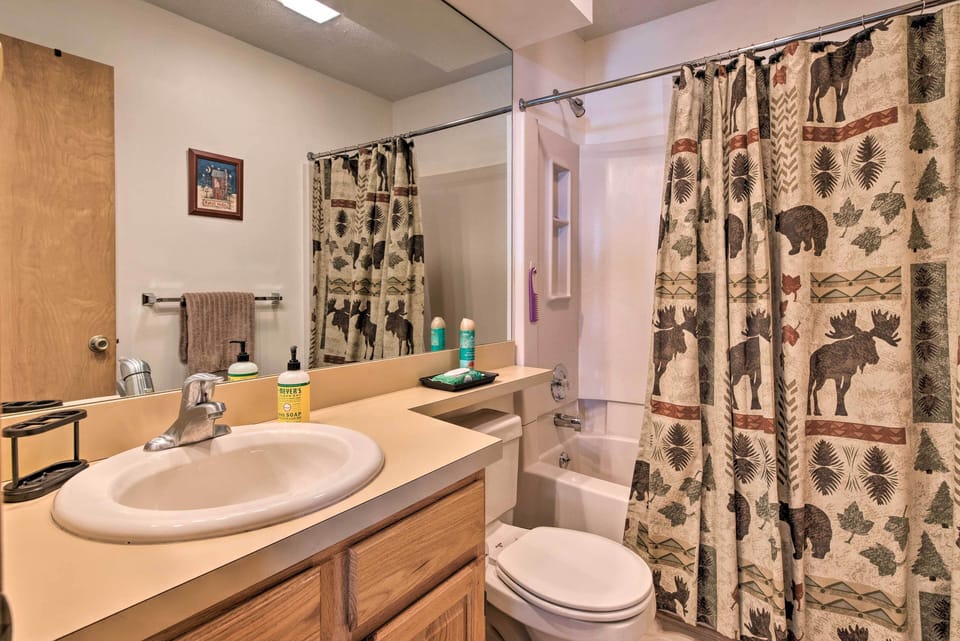 Full Bathroom