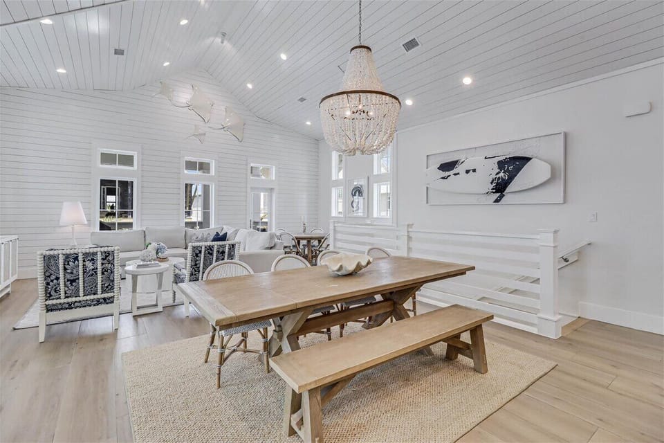 2nd Floor, Dining Area